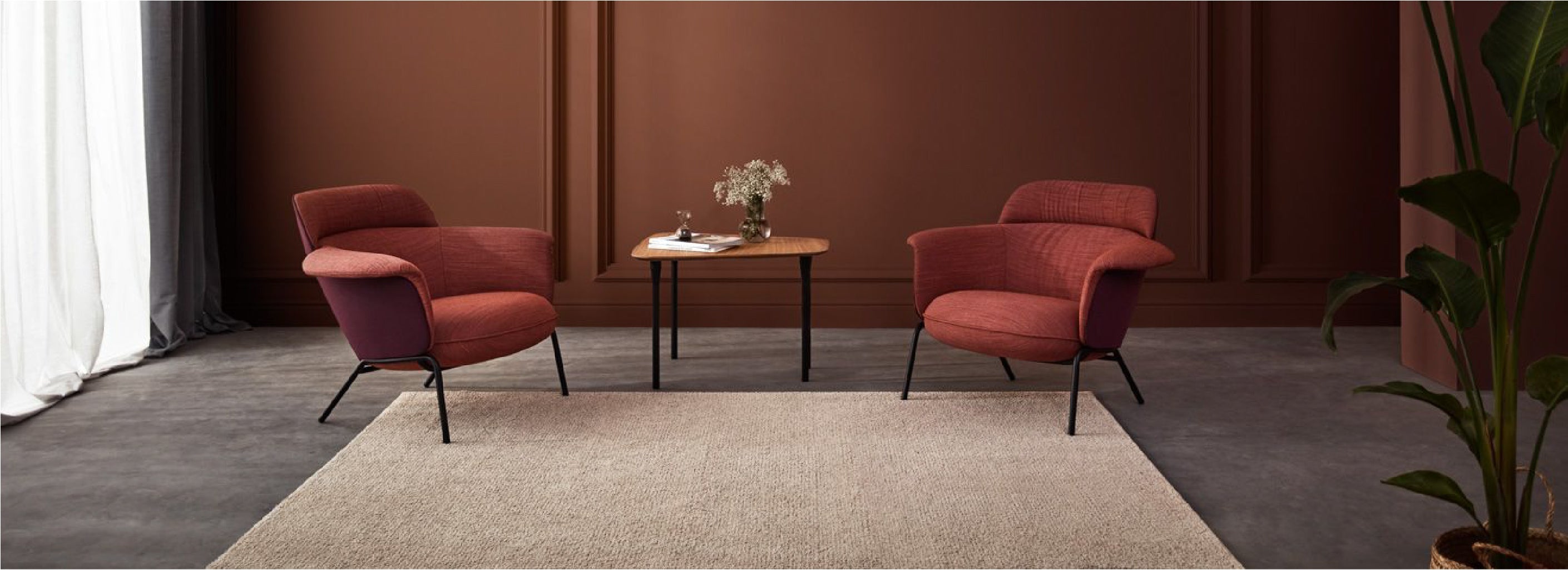 Capdell 2 Upholstered chairs in red