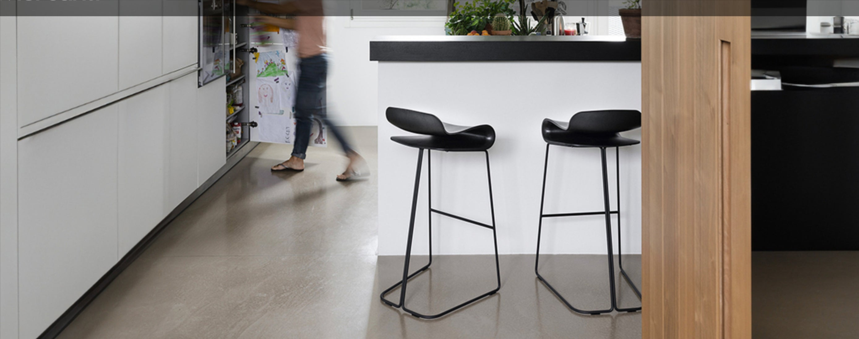 black modern stools in stock