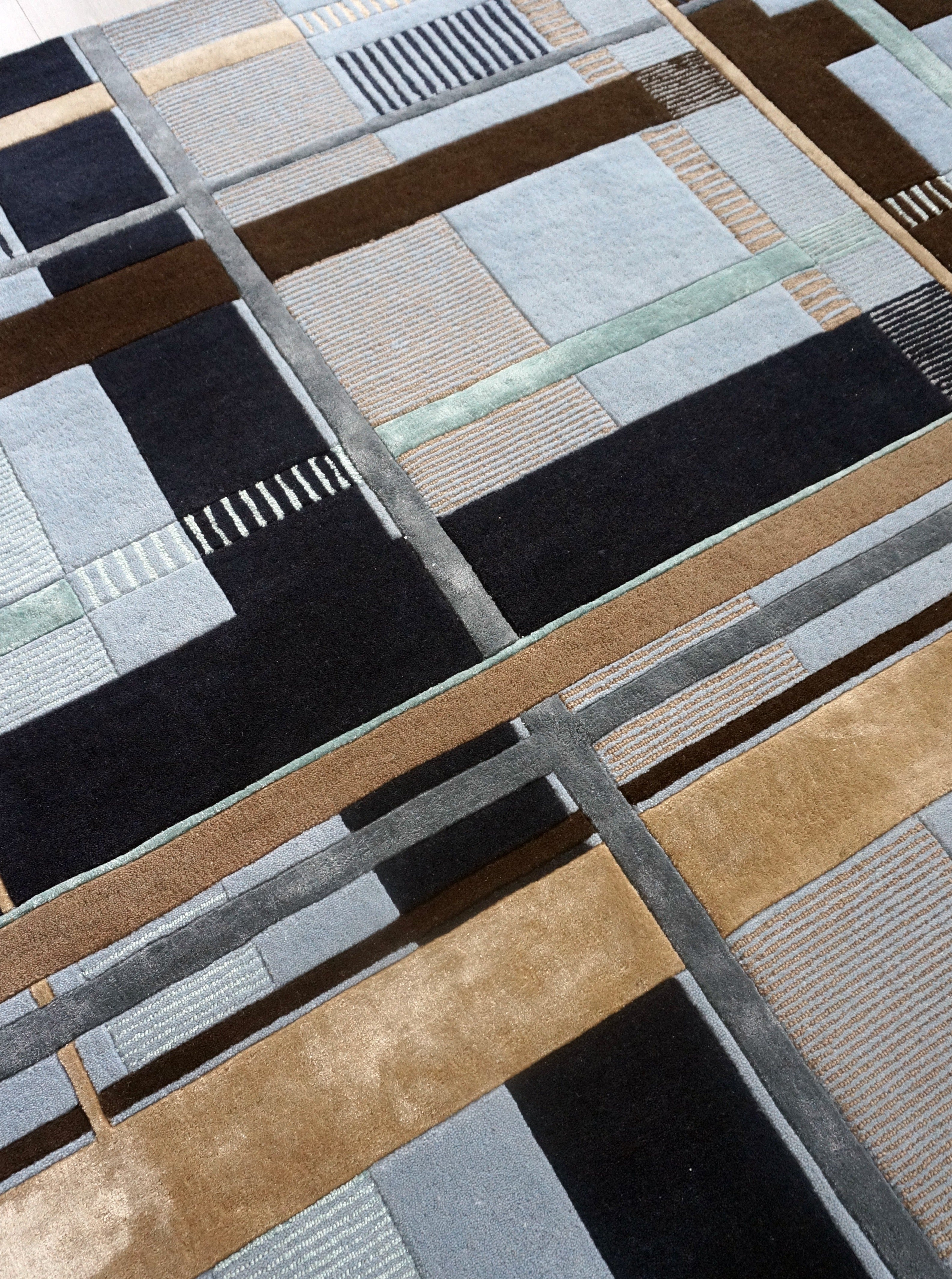 Ruter Royal Marine Handtufted Rug