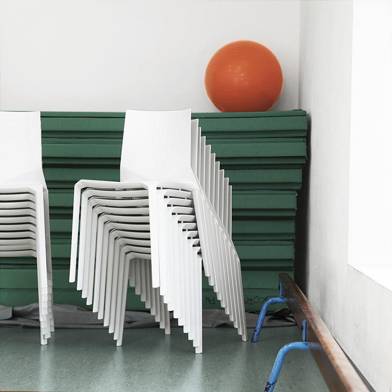 Plana Stackable Chair Kristalia
