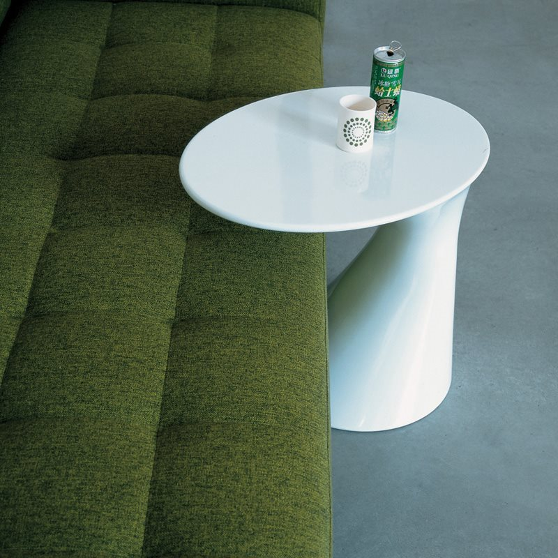 Tod Side Table by Zanotta in white polypropylene