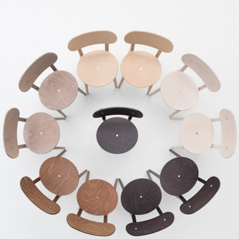 modern luxury wooden chairs in circle