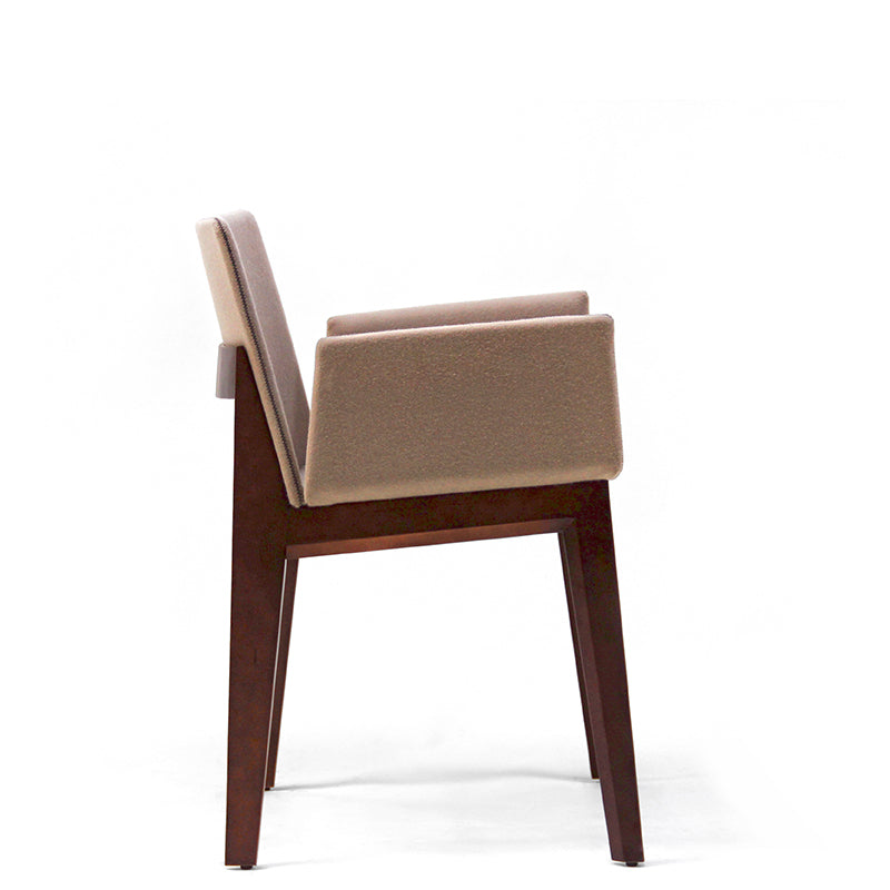 Ava 646N Armchair