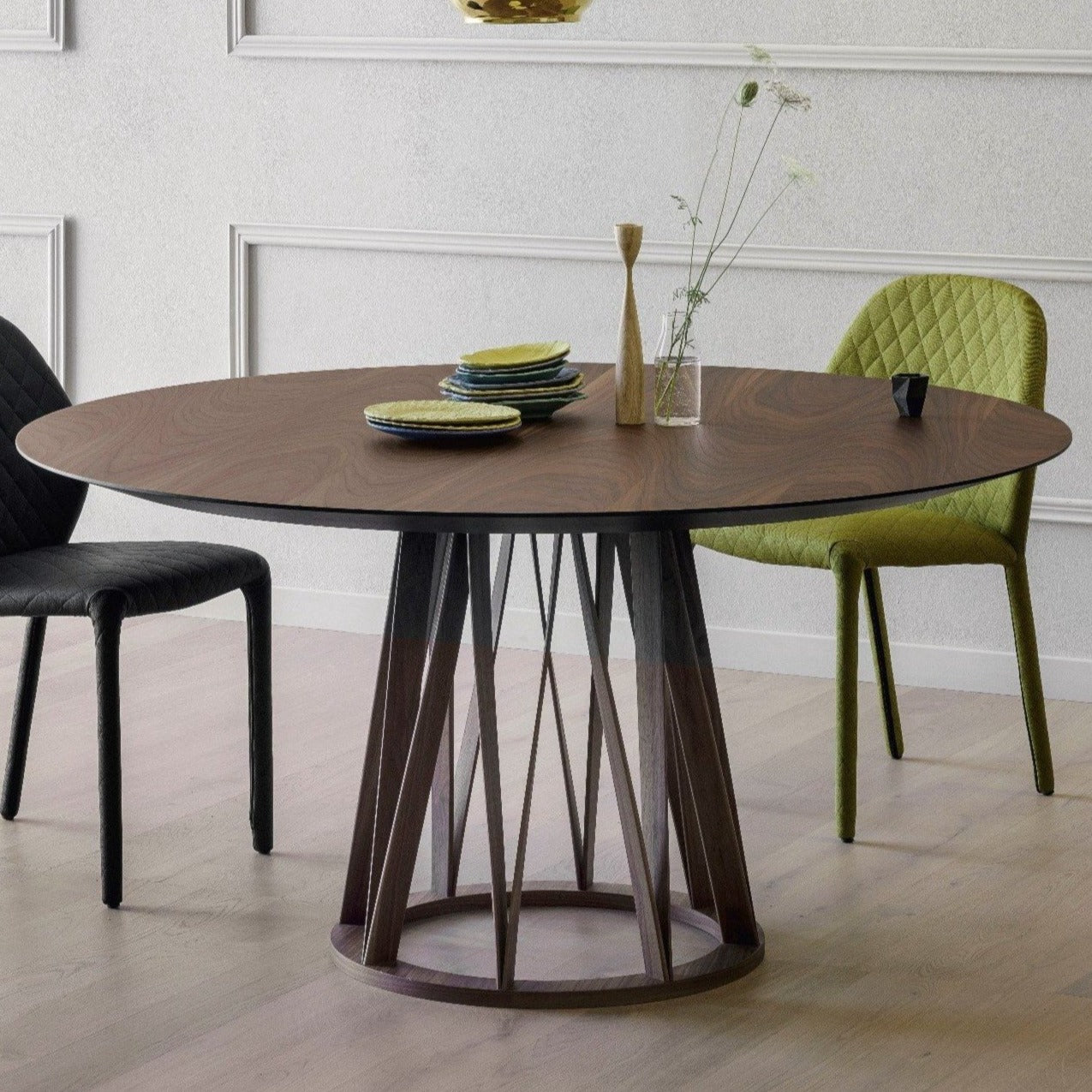 Round Walnut Acco Dining Table by Italian brand Miniforms and chairs