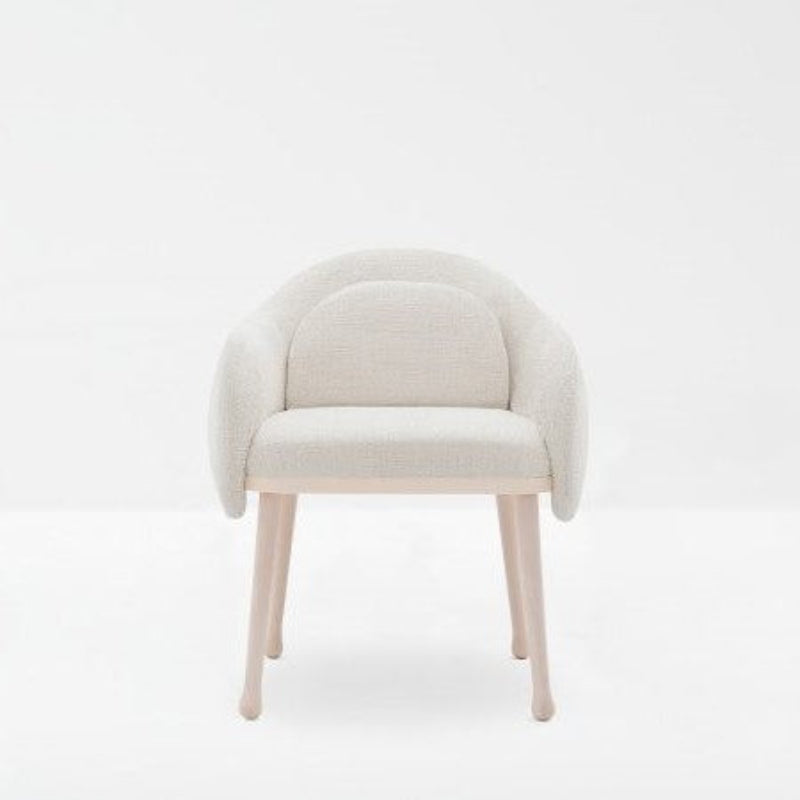 Corolla Armchair 270