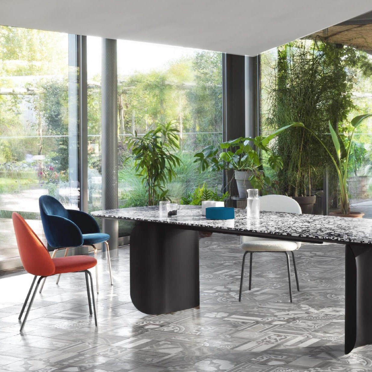 miniforms barry dining table