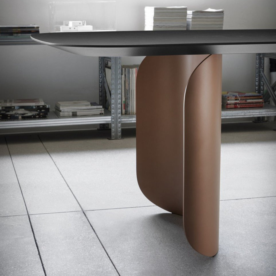 miniforms barry dining table