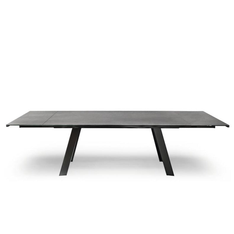 alexander extendable dining table by Midj