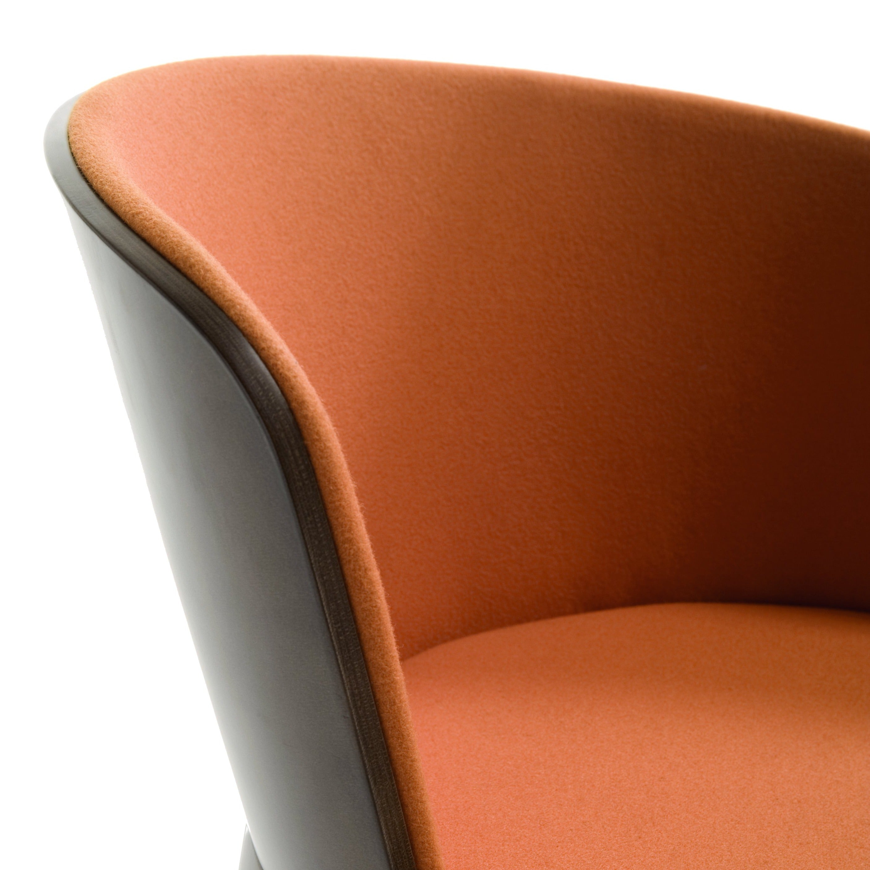 Aro Armchair 691M