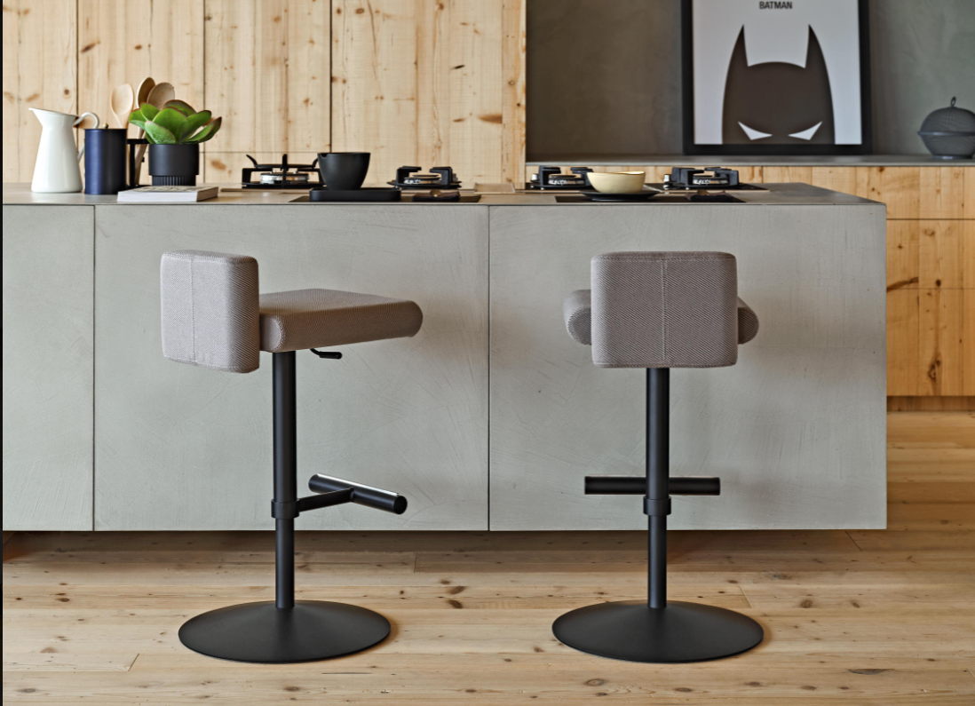 2 Modern Luxury Swivel Counter Stools in grey