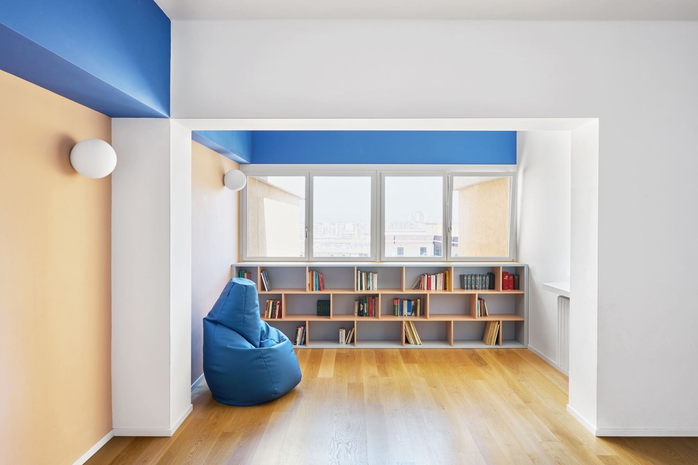 Steal This Look: How biro+ Architects Masterfully Incorporated the Sacco Bean Bag