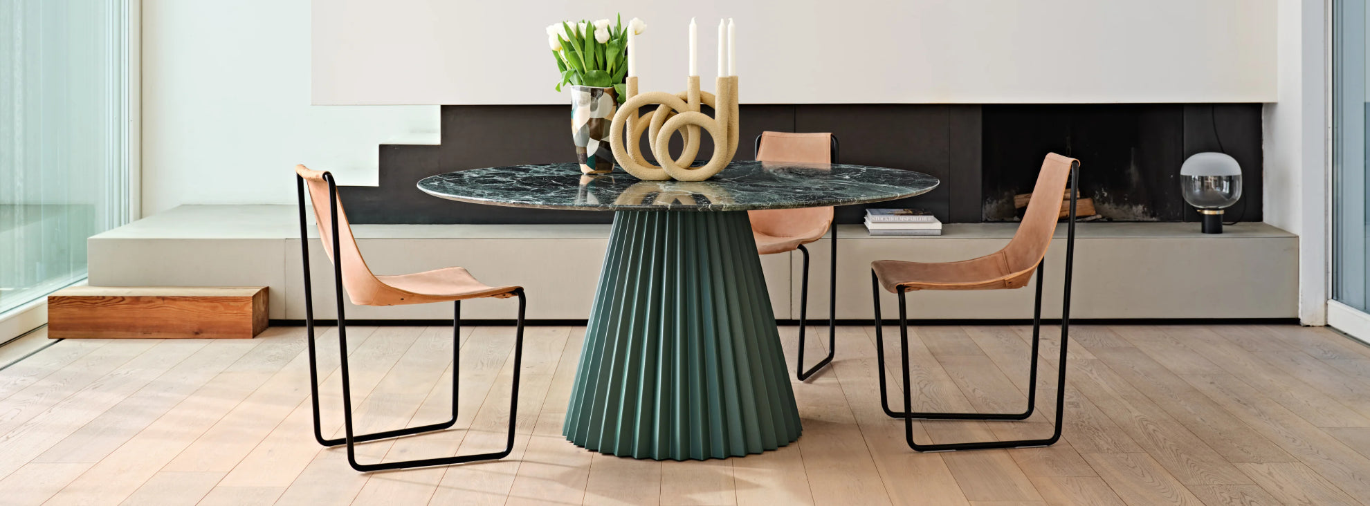 Round Dining Tables