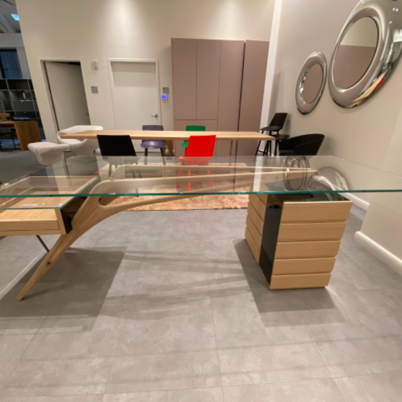 Cavour Desk by Zanotta in natural oak