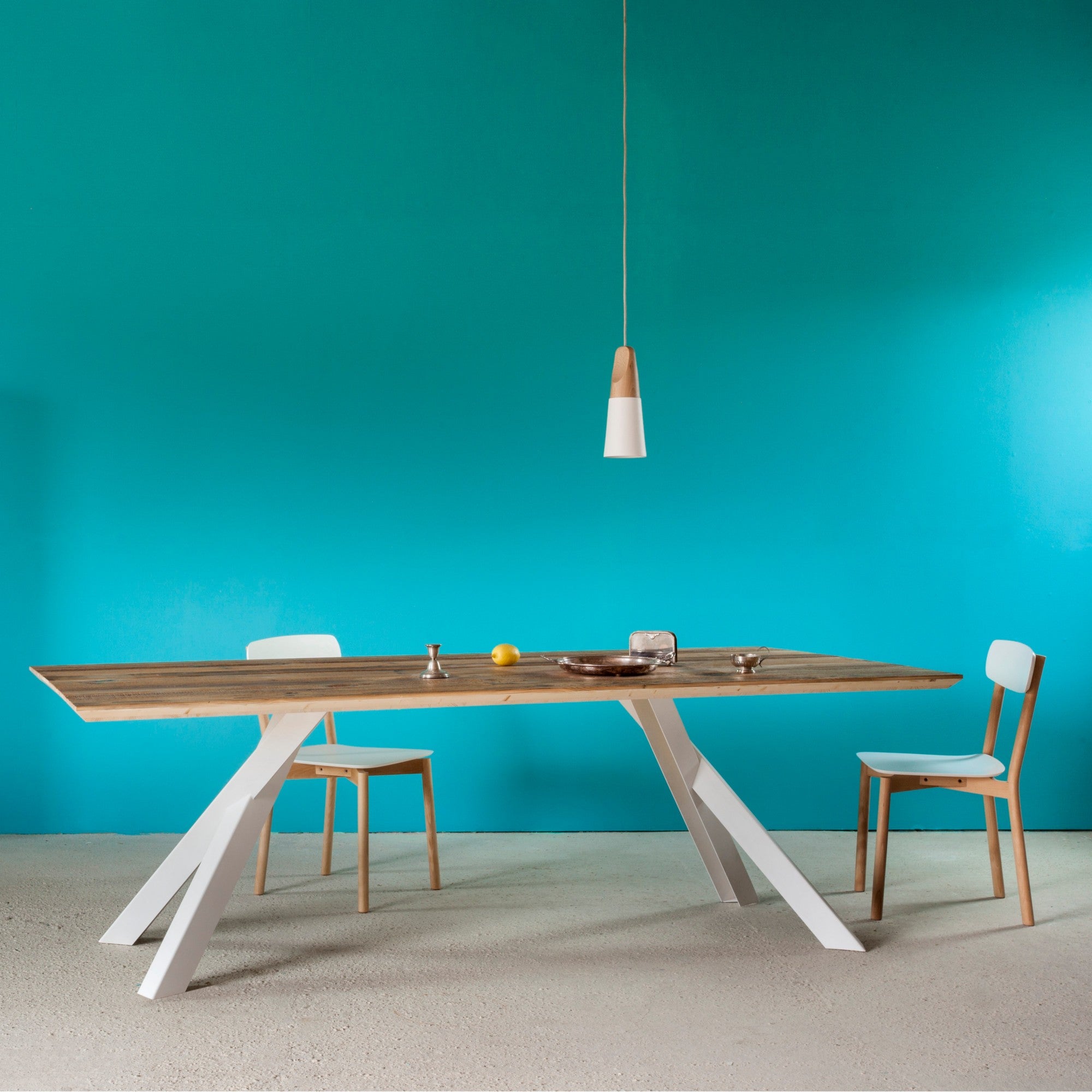Miniforms Table