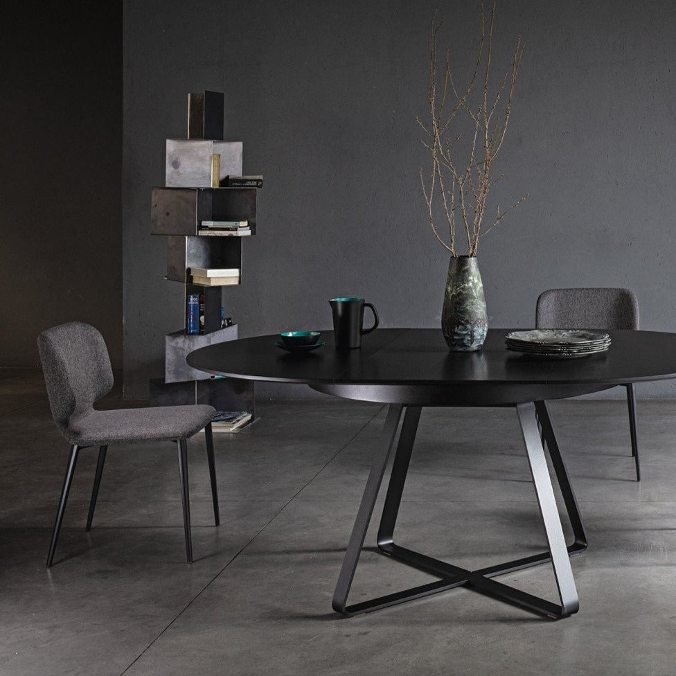 round extendable dining table